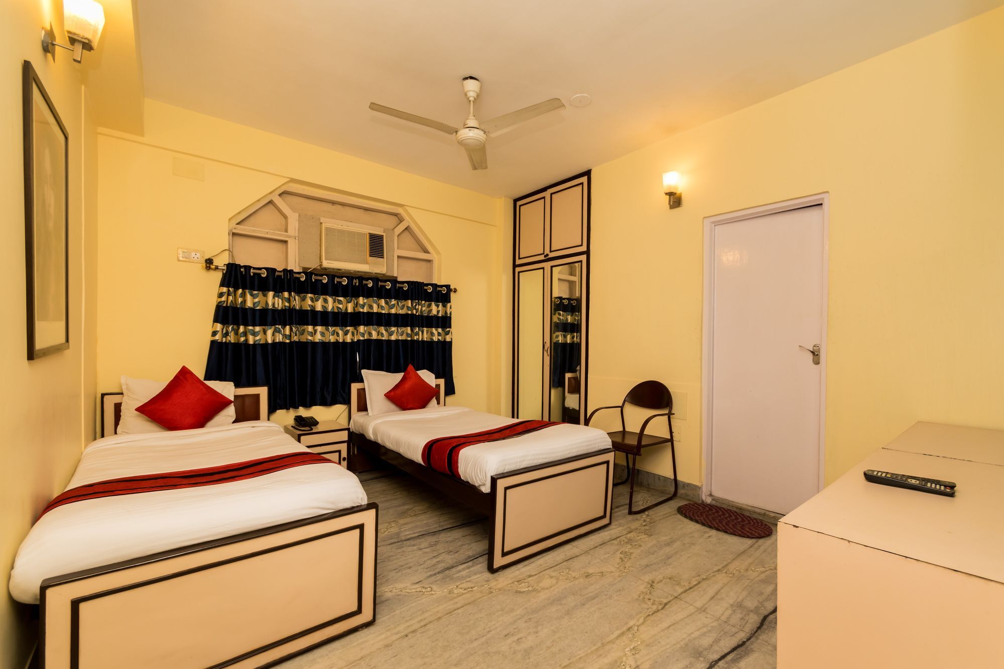Super Hotel O Alipore Near Chetla Formerly Alipore Guest House Alīpur Exterior foto
